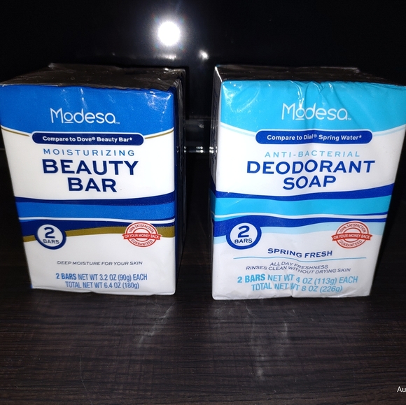 Bathroom beauty and care products - Picture 4 of 6